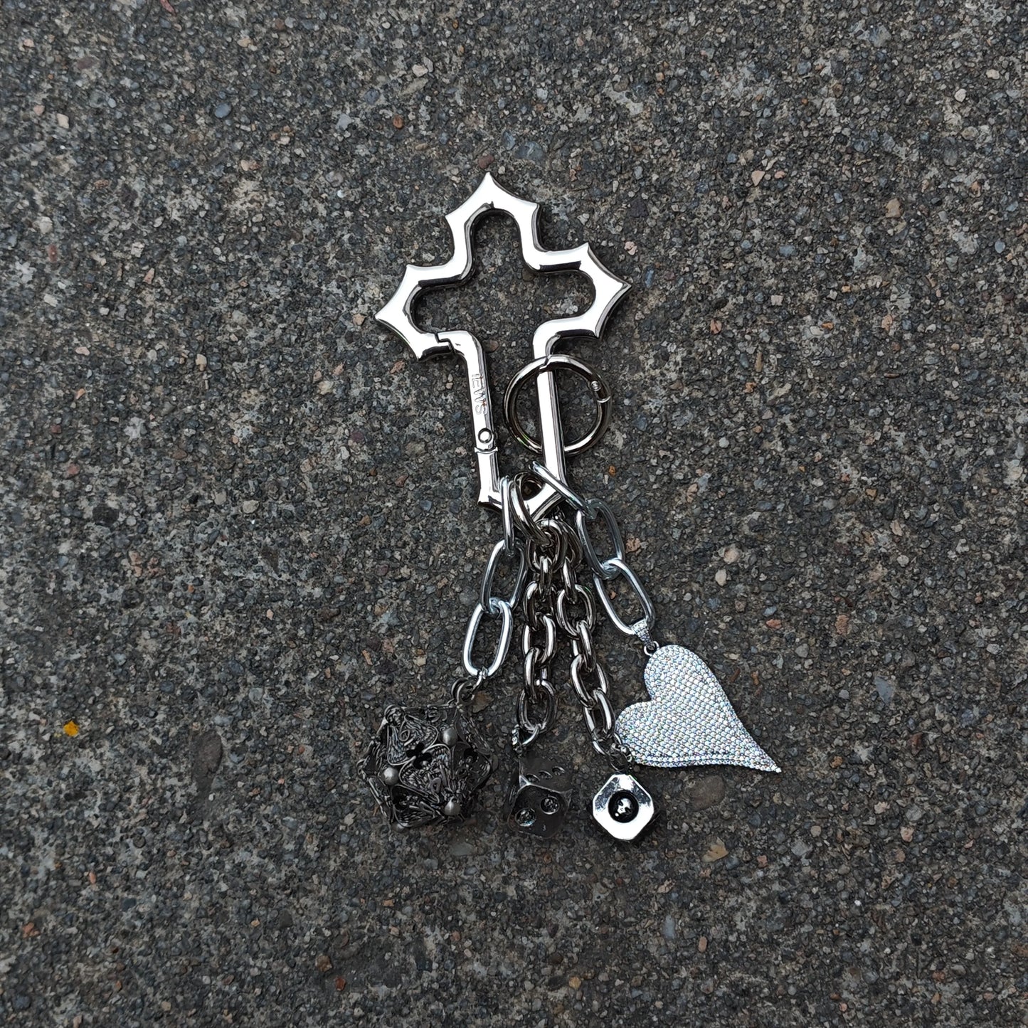 Y2K CROSS CARABINERZ