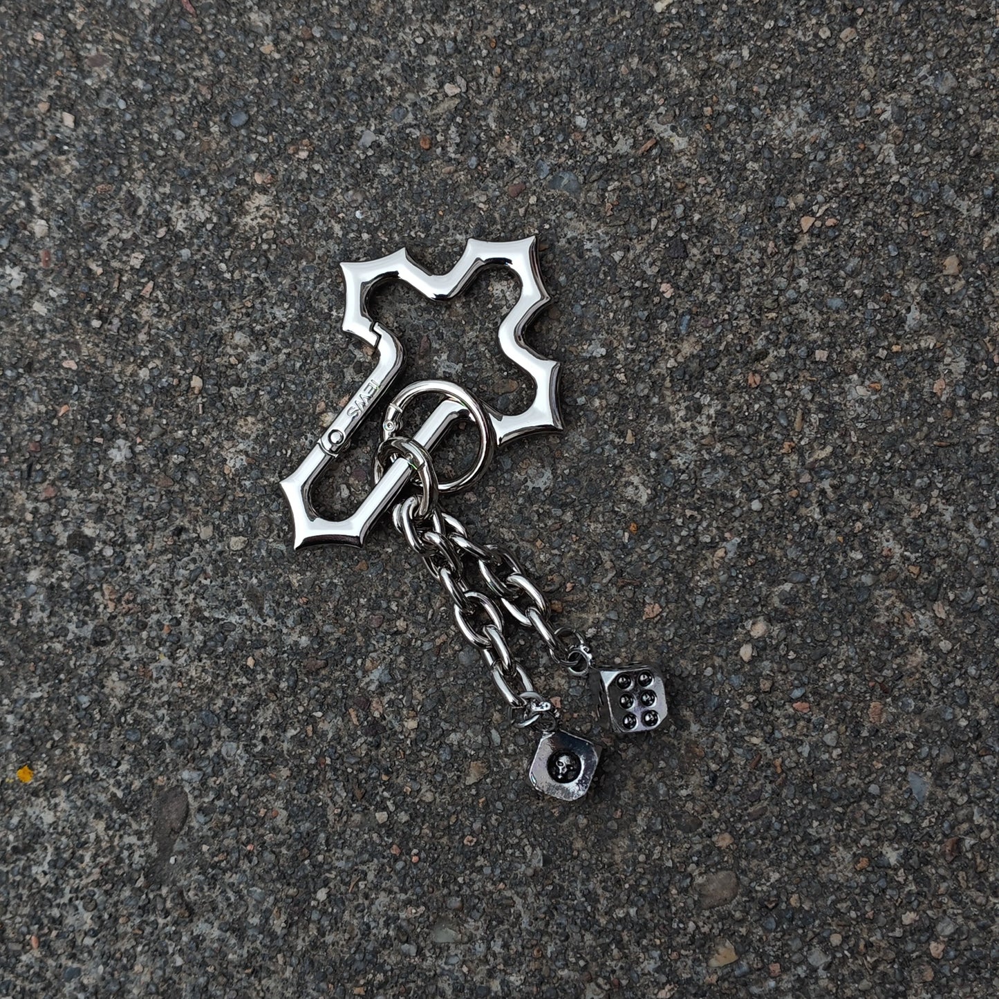 Y2K CROSS CARABINERZ